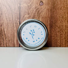 Load image into Gallery viewer, Gardenia Bouquet Soy Wax Candle