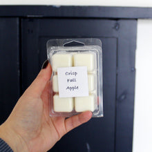 Load image into Gallery viewer, Crisp Fall Apple Soy Wax Melt - Scents by Meg
