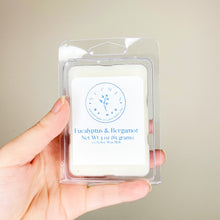 Load image into Gallery viewer, Eucalyptus and Bergamot Soy Wax Melt - Scents by Meg
